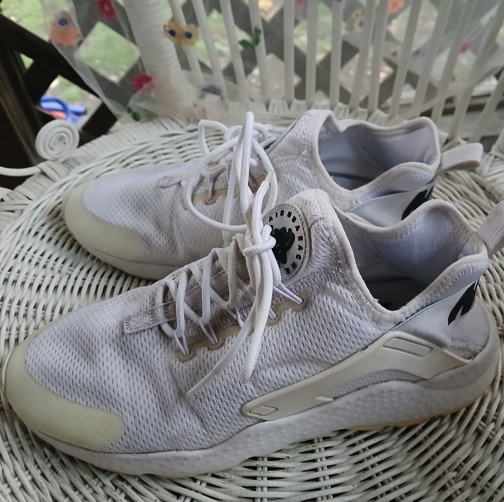 Nike AIR Huarache Sneakers